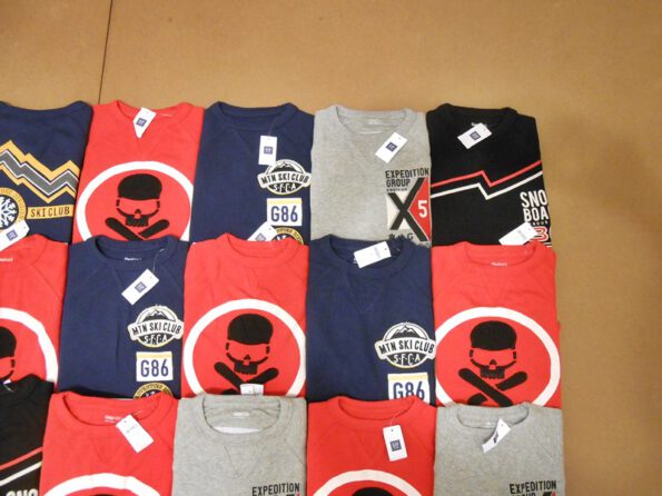 ( Lot no. 16 ) Wholesale Cheap New 40 pcs. Gap Boy Sweaters Size XSSMLXLXXL ( Authentic Clothing 100% )