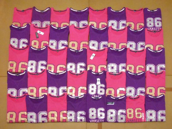 ( Lot no. 65 ) Wholesale Cheap New 40 pcs. Gap Girl Bling Sweaters Size XSSMLXLXXL ( Authentic clothing 100% )