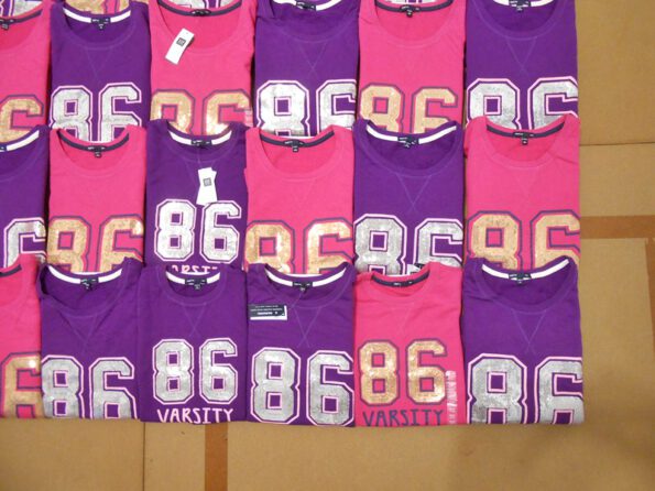 ( Lot no. 67 ) Wholesale Cheap New 40 pcs. Girl Bling Sweaters Size XSSMLXLXXL ( Authentic clothing 100% )