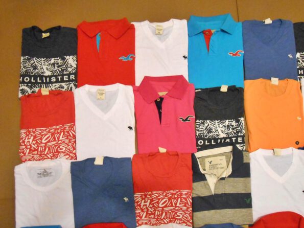 ( Lot no. 162 ) Wholesale Cheap New 40 pcs. Name brand Men Polo, T-shirt Size SMLXL ( Authentic clothing 100% )