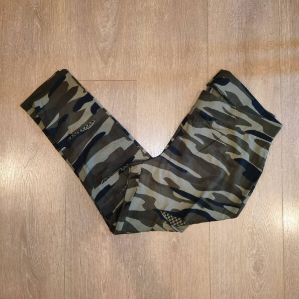 plus size camo slash leggings